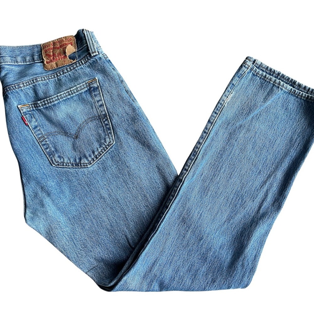 Levi's 501 Jeans Distressed Button Fly 34 x 32 (32 X 30”) Pre-Loved Grungy